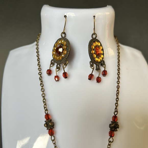 Vintage🗝️Yellow/Orange Beaded Short Necklace Set - Picture 6 of 8